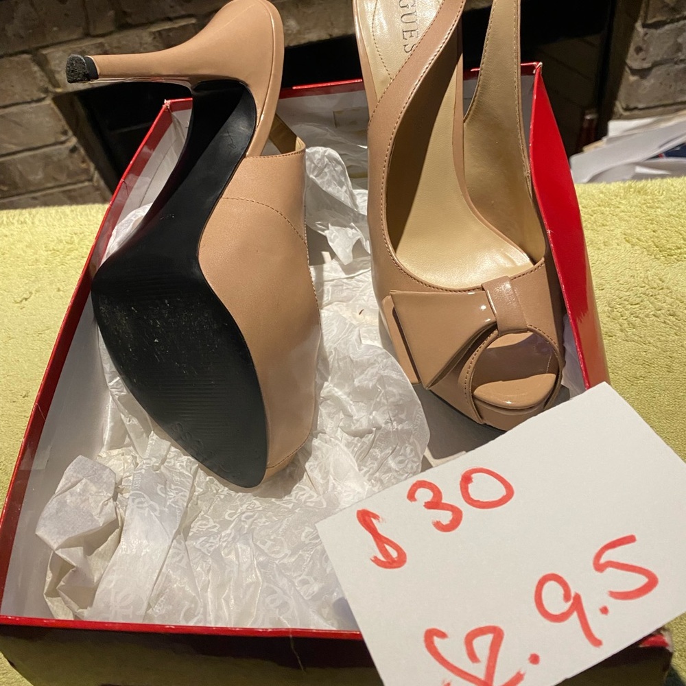 Women Guess heels